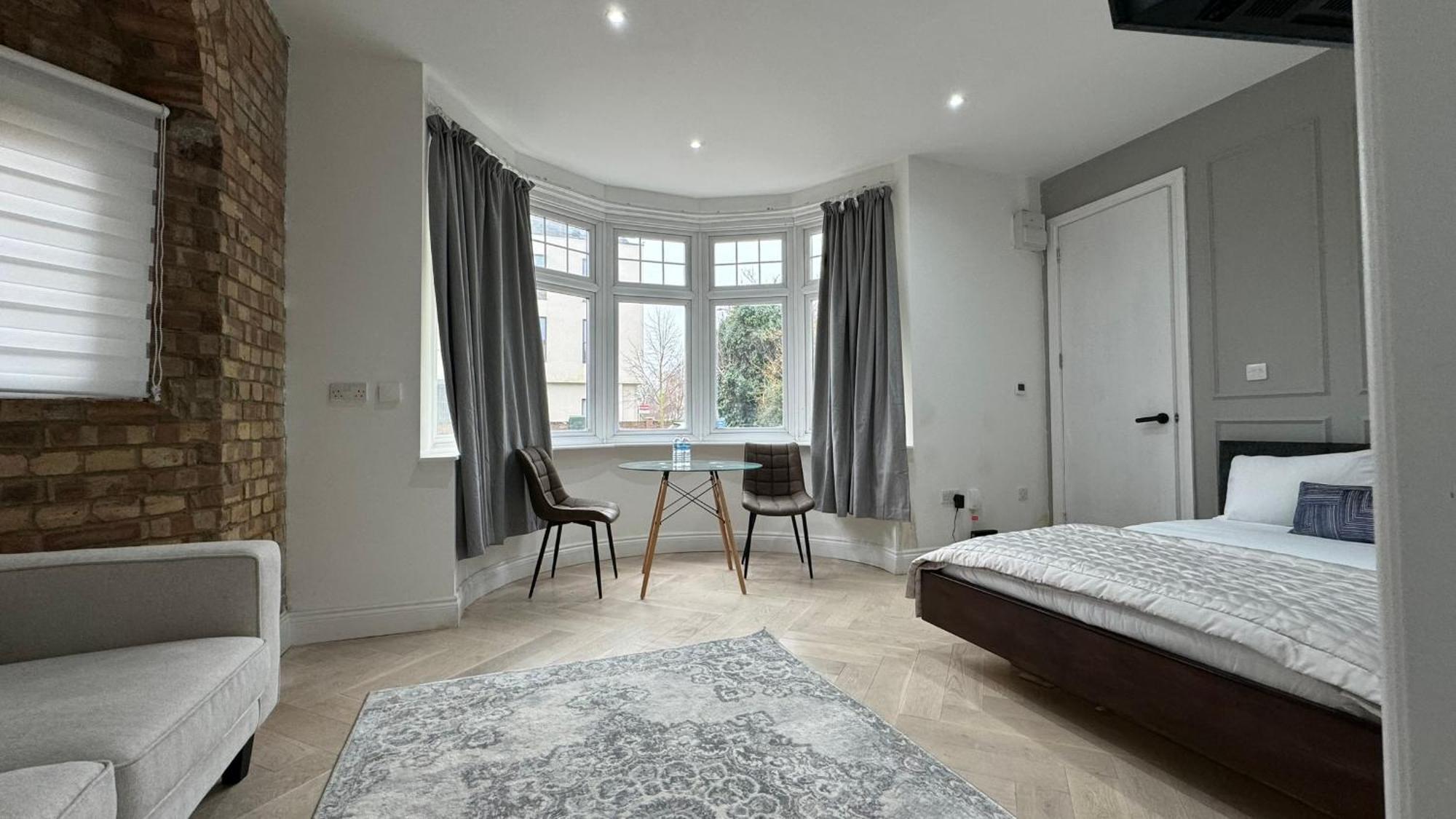 London Studios And Suites Harrow Luaran gambar