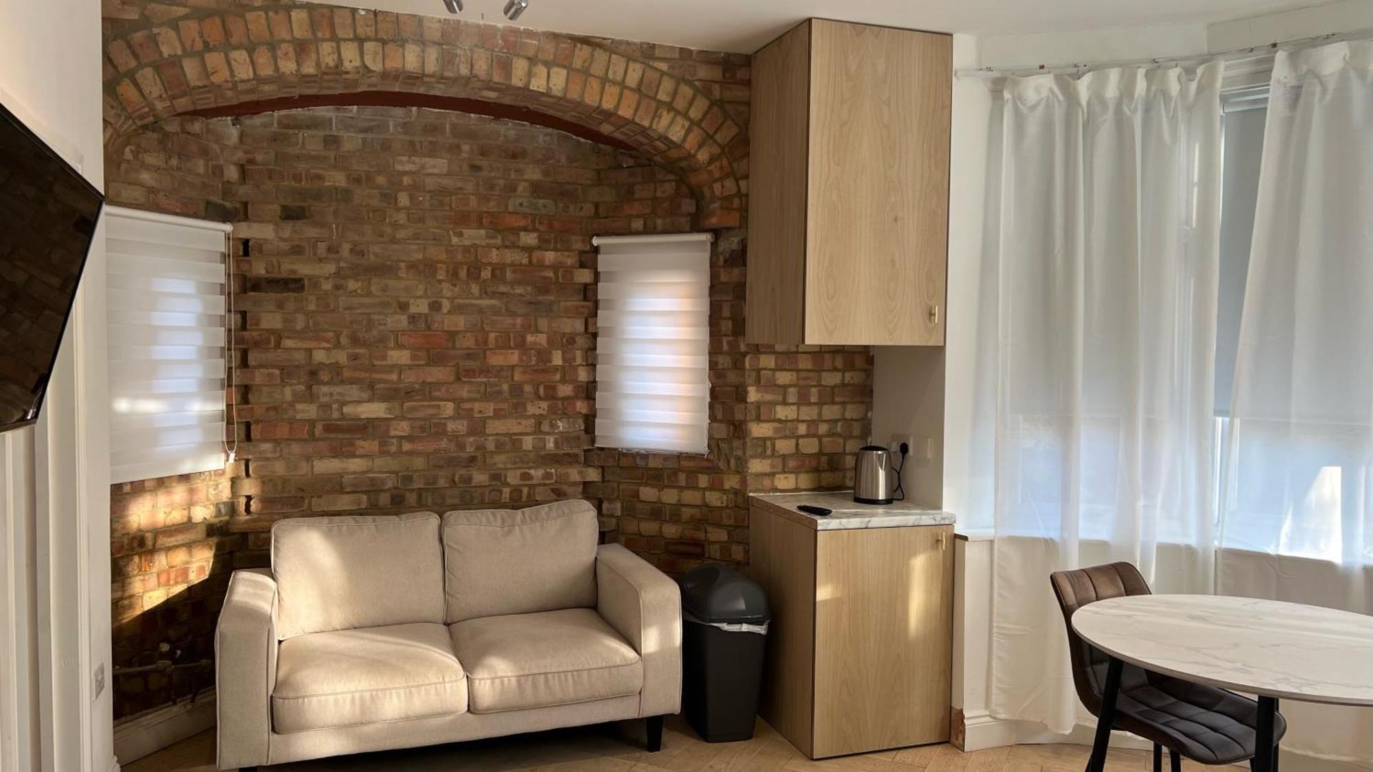London Studios And Suites Harrow Luaran gambar